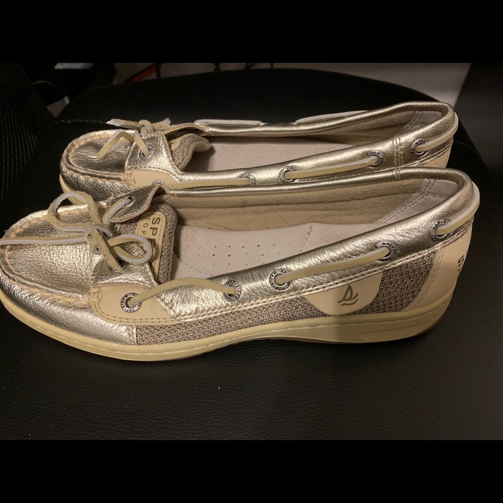 Sperry’s Women’s size 6 metallic slip ons